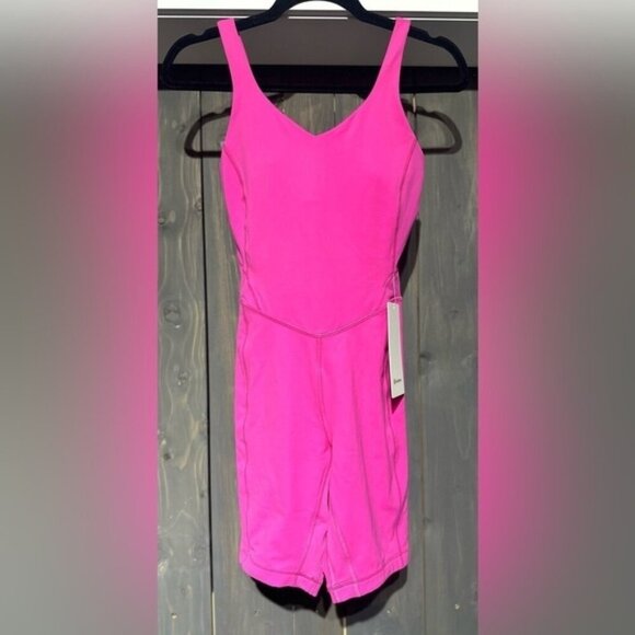 NWT lululemon Align Bodysuit -Sonic Pink - Picture 1 of 4